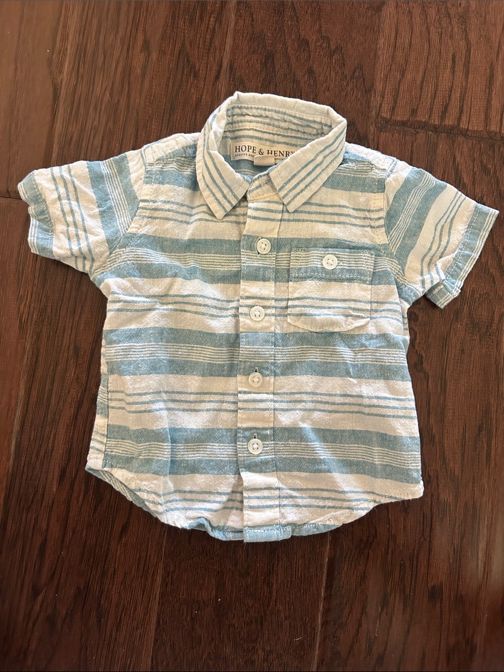 Hope & Henry Blue & White Striped Short-Sleeve Button-Up Shirt